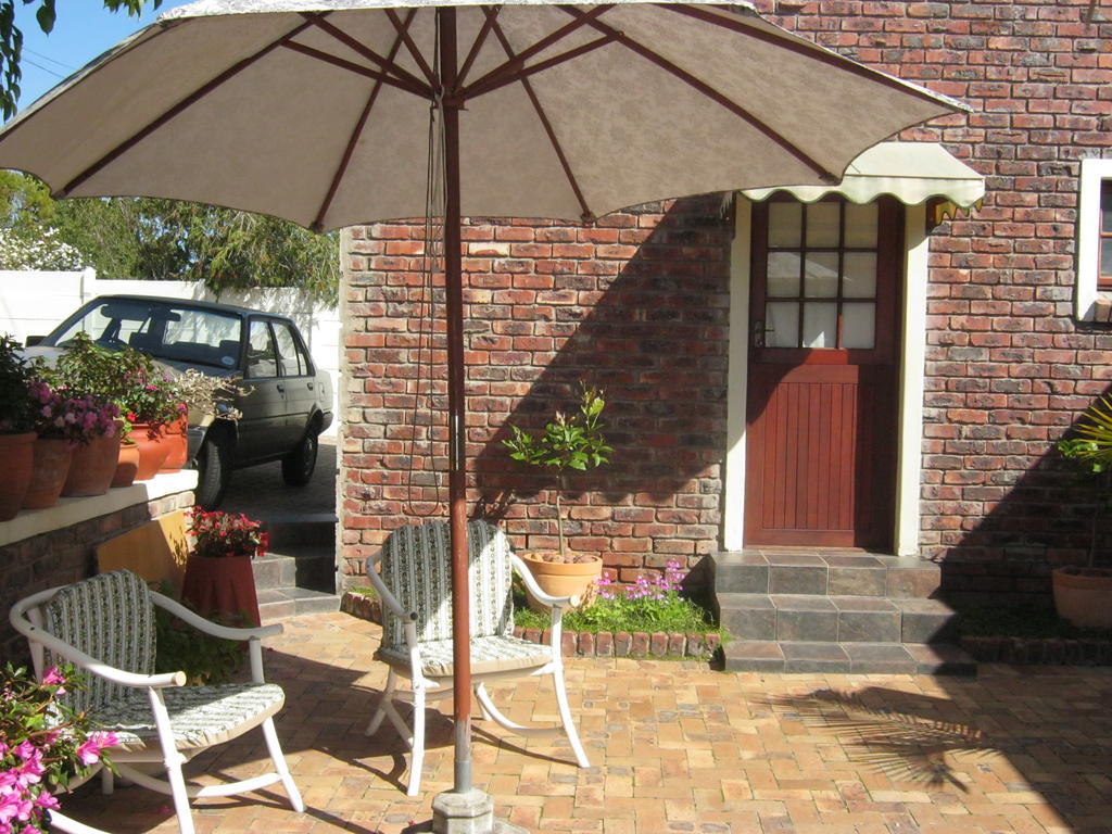 Green Pastures Bed & Breakfast George Room photo
